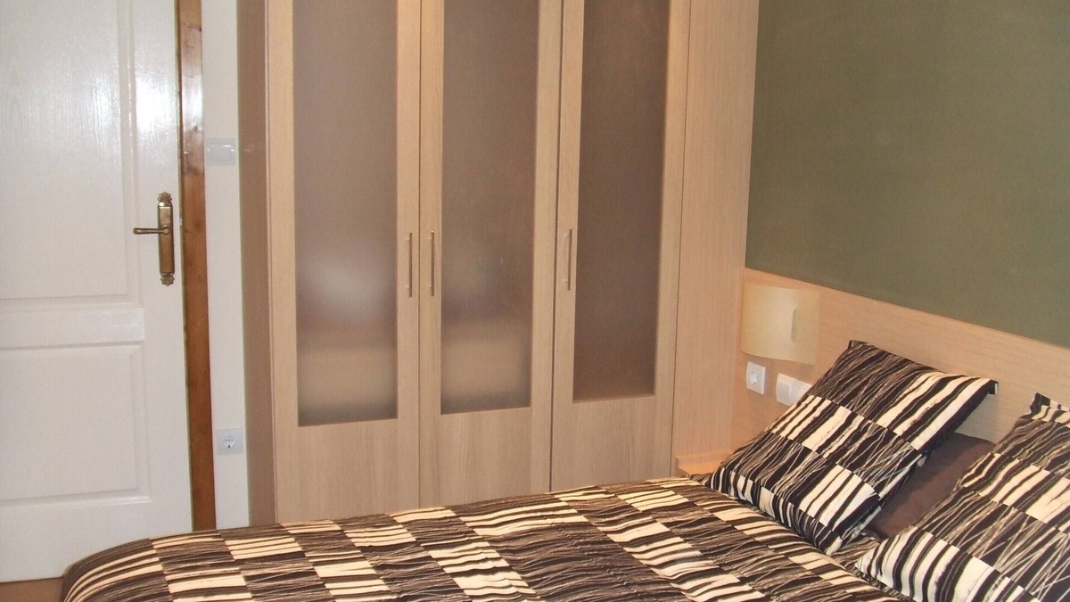 Campomanes Cottage | Campomanes: Country Cottage/Gite - Lena