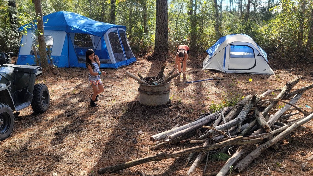 Moon RV Rental | Campsite #4 At Blanchard Farm