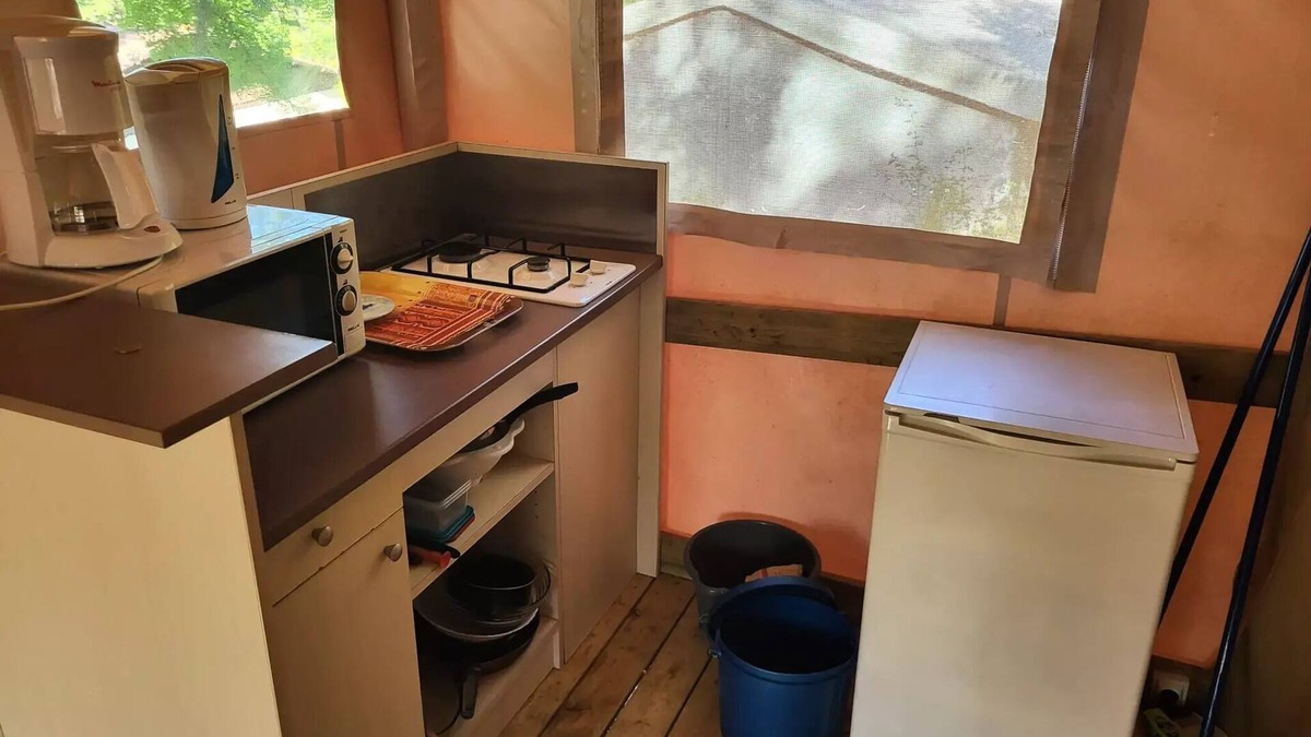 Salles House | Campsite Bastides* - Sahari tent 3 rooms 4 people Without Sanitary facilities