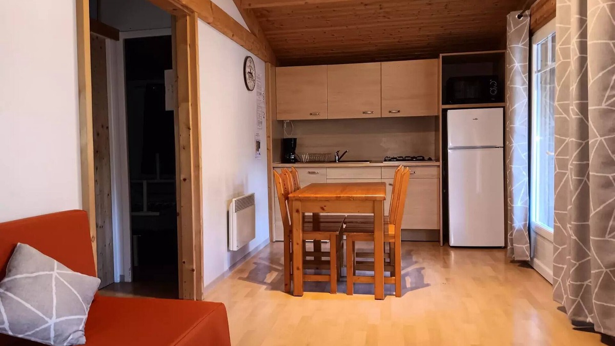 Lus-la-Croix-Haute Ski Chalet | Campsite CHAMP LA CHEVRE * - Chalet Charlay 2 bedrooms (4 persons) 4 persons