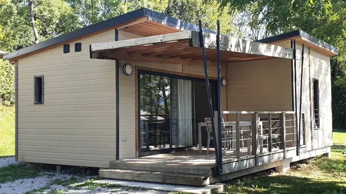 Chatillon Ski Chalet | Campsite Domaine de l'Epinette* - 3 Room Chalet 5 People River View