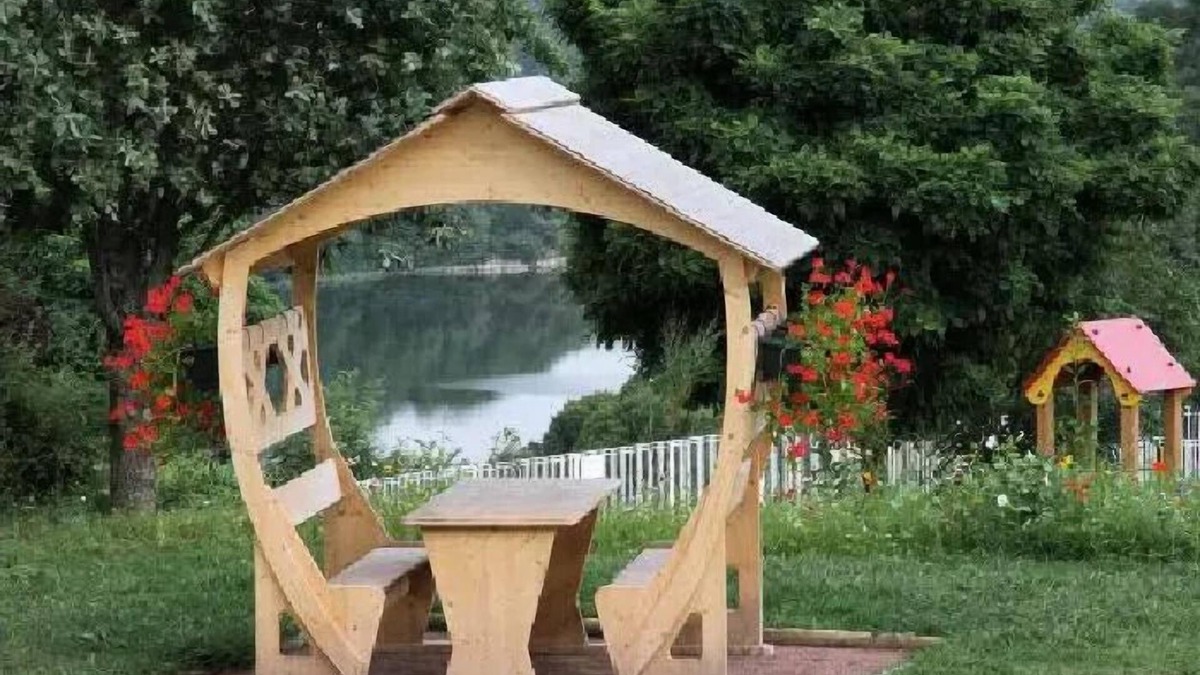 Cordelle House | Campsite Flower de Mars* - Mobile home Loire View 35m² Premium /3 bedrooms + TV + LV + Air conditioning + Covered terrace 6 people