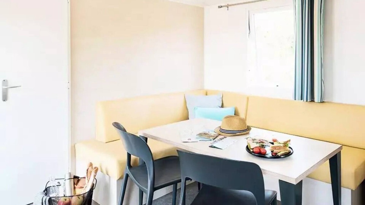 Belgentier House | Campsite Flower les Tomasses* - Comfort mobile home 3 rooms 4/6 people Air-conditioned