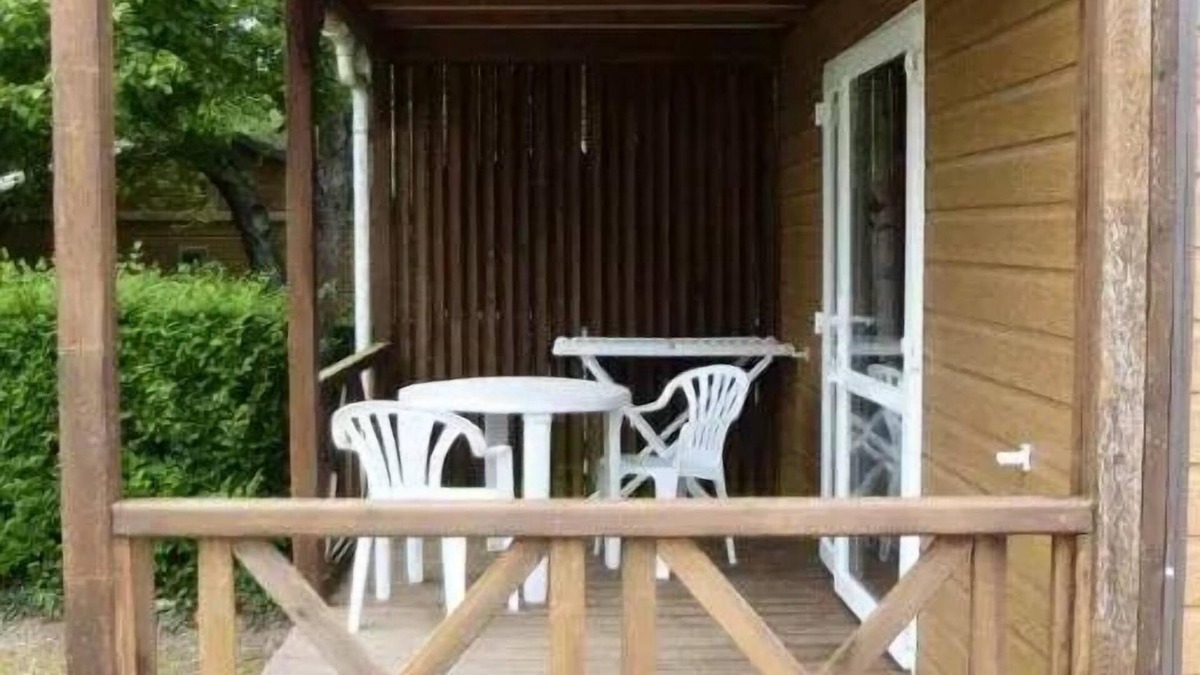Sainte-Reine-de-Bretagne Ski Chalet | Campsite Le Deffay * - Chalet Cajou (without sheets or towels) 2 persons
