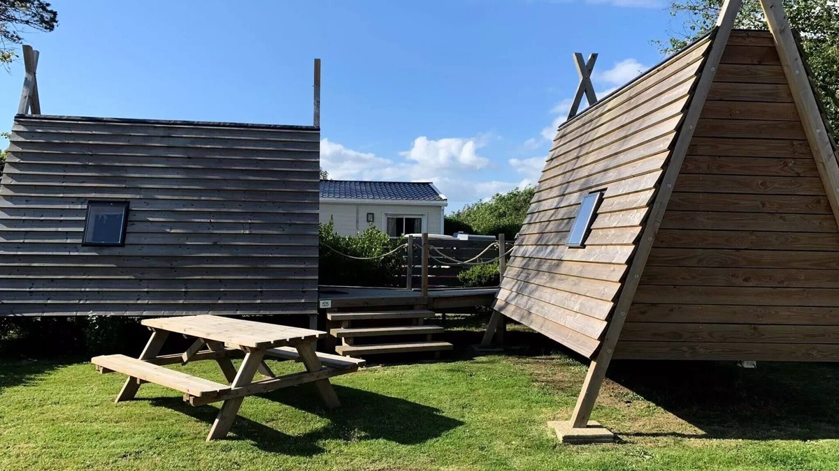 Treguennec House | Campsite Kerlaz * - Tipi Hut 3 Rooms 4 People Without Sanitary