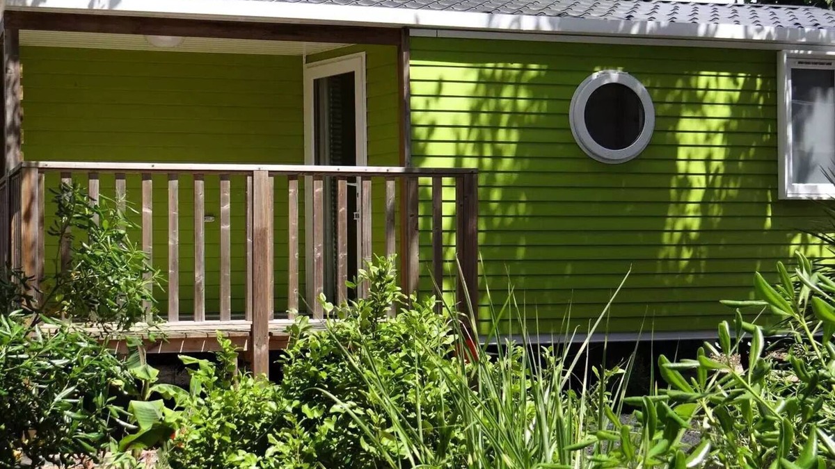 Mialet House | Campsite La Berge Fleurie * - Mobile home 2 bedrooms - 4 PERS (1 double bed + 2 single beds) CLIMATEIZATION/TV 4 people