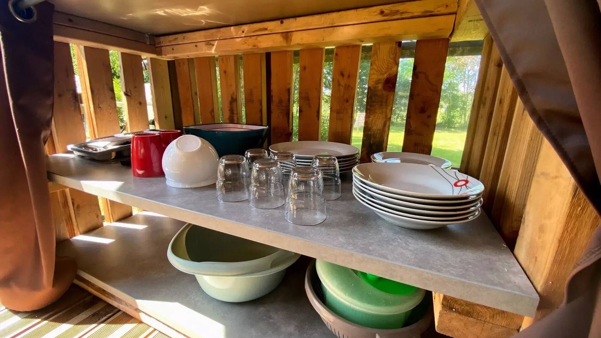 Puybrun House | Campsite La Sole* - Perched Cabin 1 room 2 people Without Sanitary