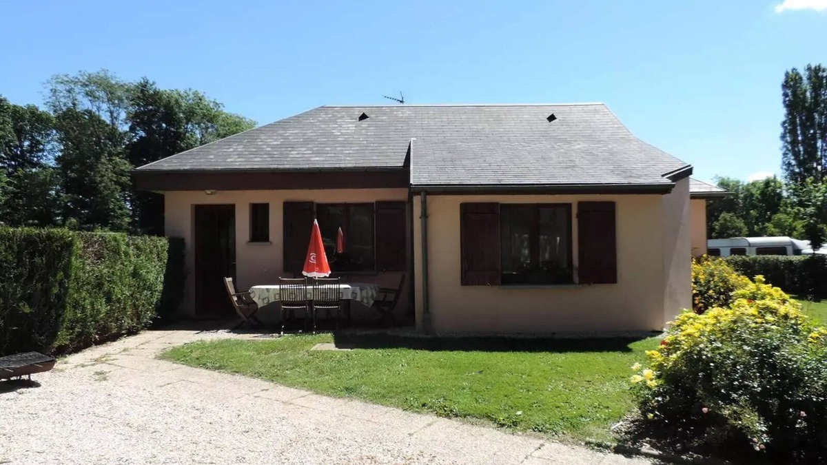 Illiers-Combray Villa | Campsite Le Bois Fleuri * - Gite 8 people