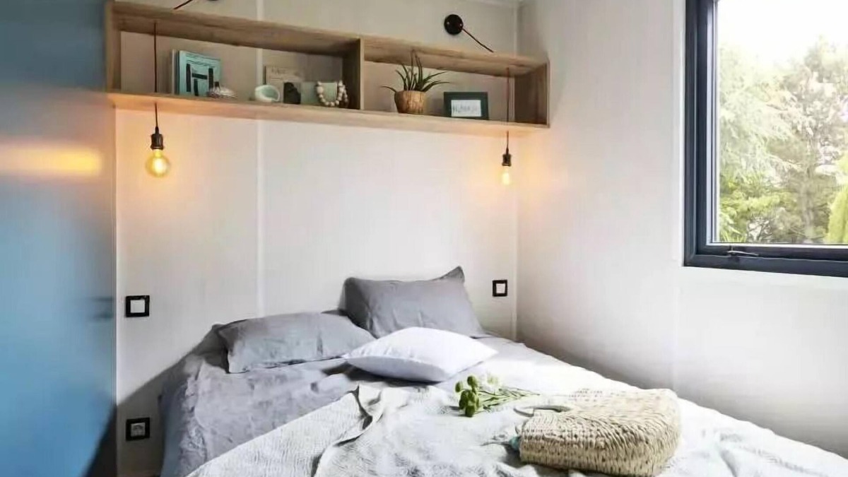 Balleroy House | Campsite Le Clos de Balleroy * - Mobile home Cabane Surfer 2 bedrooms - 25 m² + semi-covered terrace for 4 people