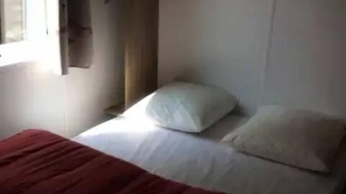 Quettehou House | Campsite Le Rivage* - Tithome 3-Room 4-Person Canvas Bungalow Without Toilet