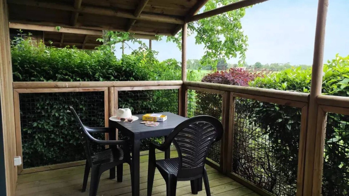 Saint-Laurent-sur-Sevre House | Campsite Le Rouge Gorge* * - CABANE LODGE PREMIUM SOLARO 1 CH 2/4 PERS CLIM TV 4 persons