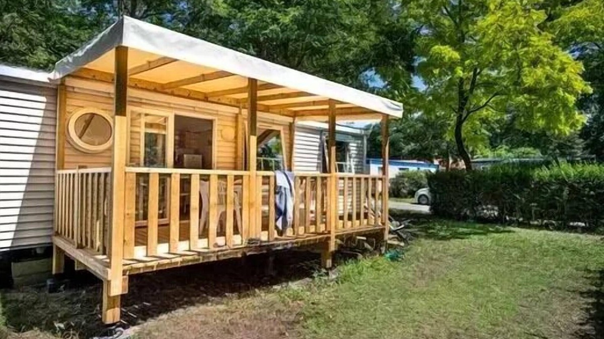Sainte-Marie-la-Mer House | Campsite Le Sainte Marie * - GRENAT - 24m2 - 2 bedrooms - TV - COVERED TERRASS - 1 VEHICLE INCLUSIVE 5 persons