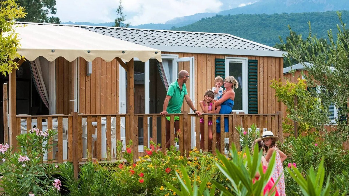 Sari-Solenzara House | Campsite Sole Di Sari* - Mobil Home Comfort 4 Rooms 6 People