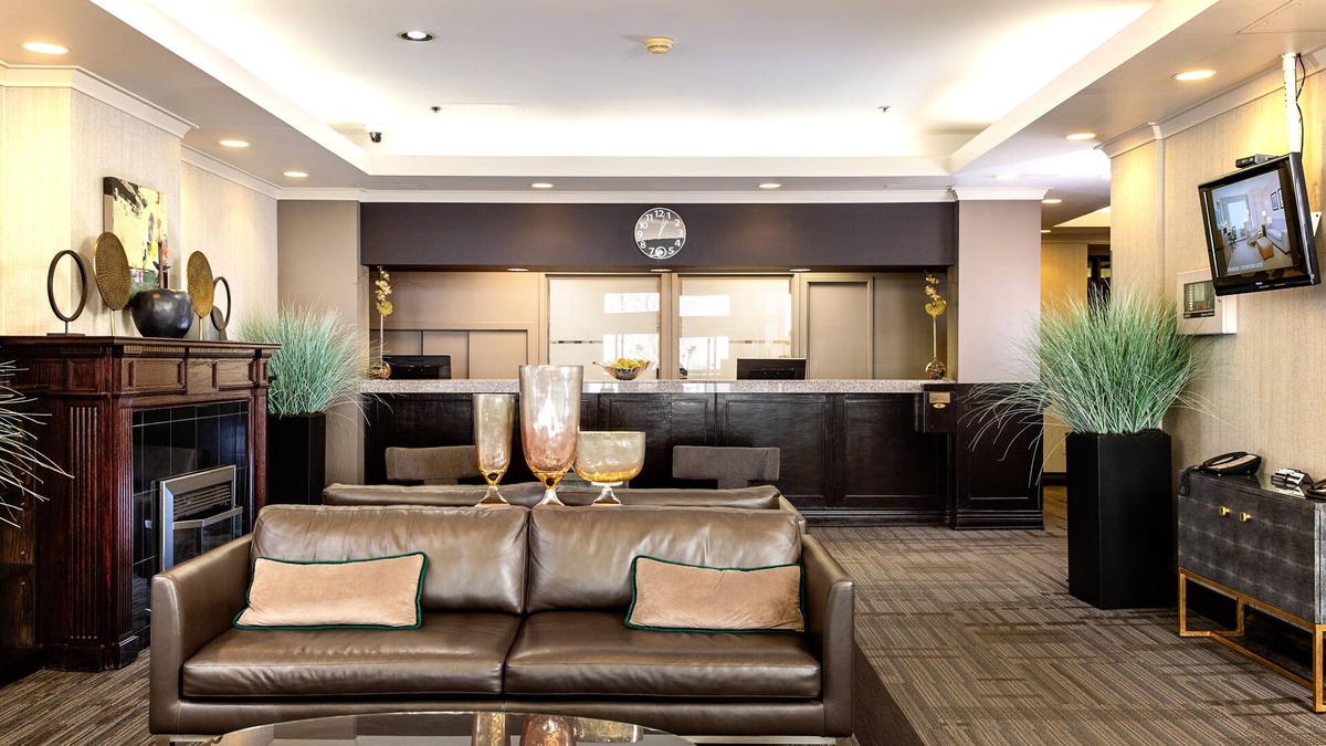 Edmonton Hotel | Campus Tower Suite Hotel