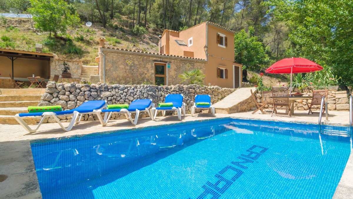 Andraitx Villa | CAN CAPET - Villa with private pool in Andratx. Free WiFi