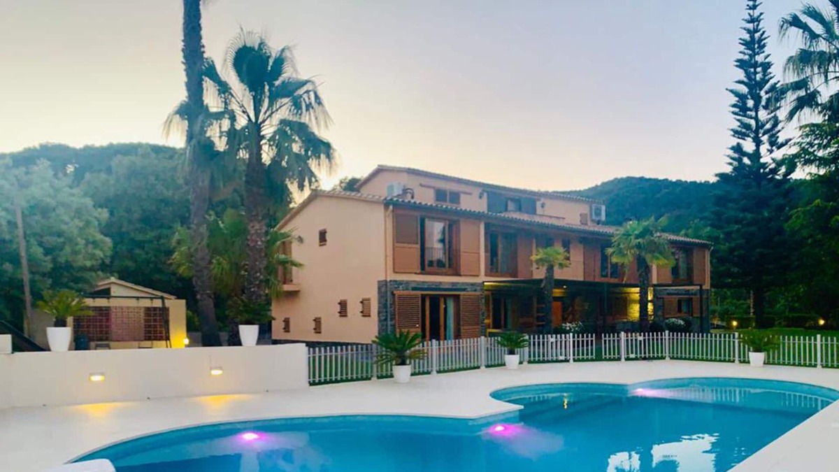 Arenys de Munt Villa | CAN Ferrer Premium Habitat