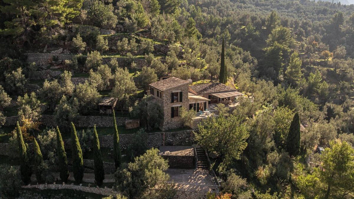 Fornalutx House | Cán Sandy magnificent mountain house with unsurpassed views of the village