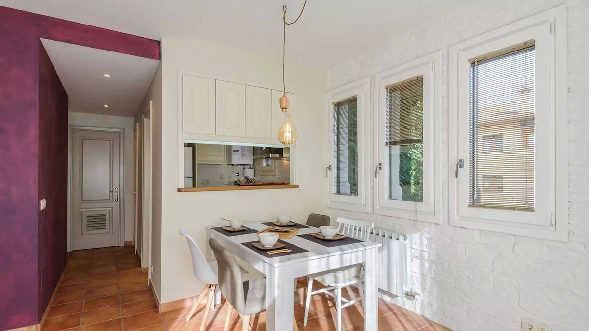 Sant Esteve d'en Bas Apartment | Can Trona Apartment 1B