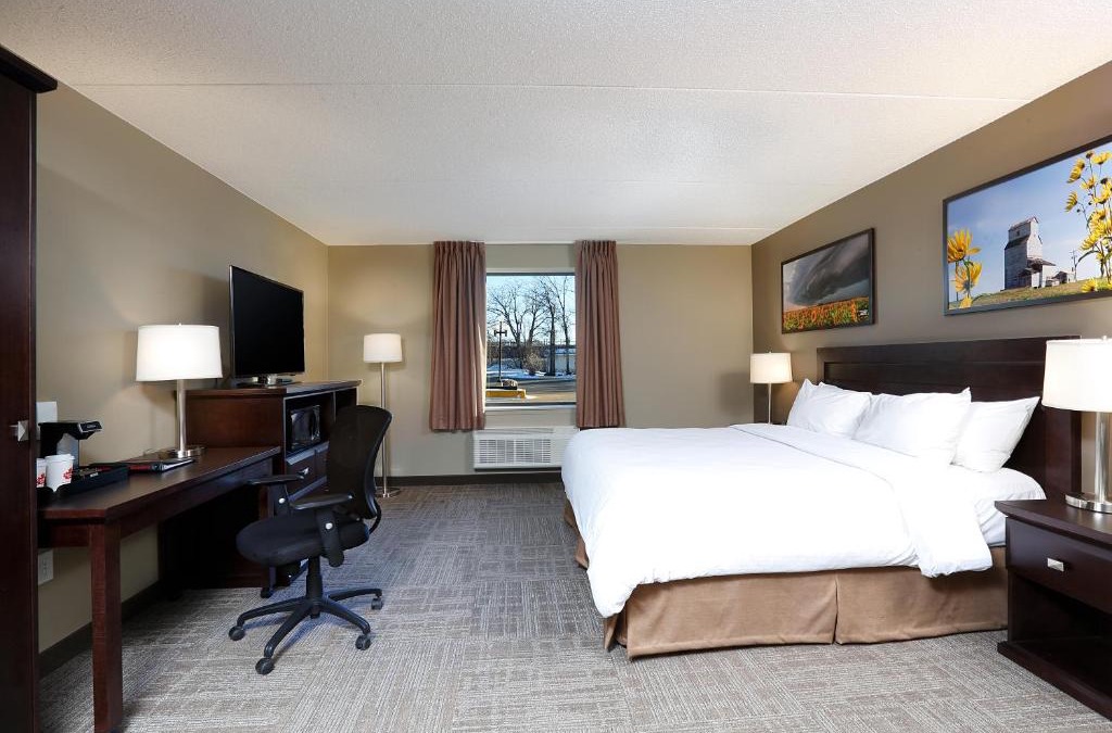 Regent Hotel | Canad Inns Destination Centre Transcona