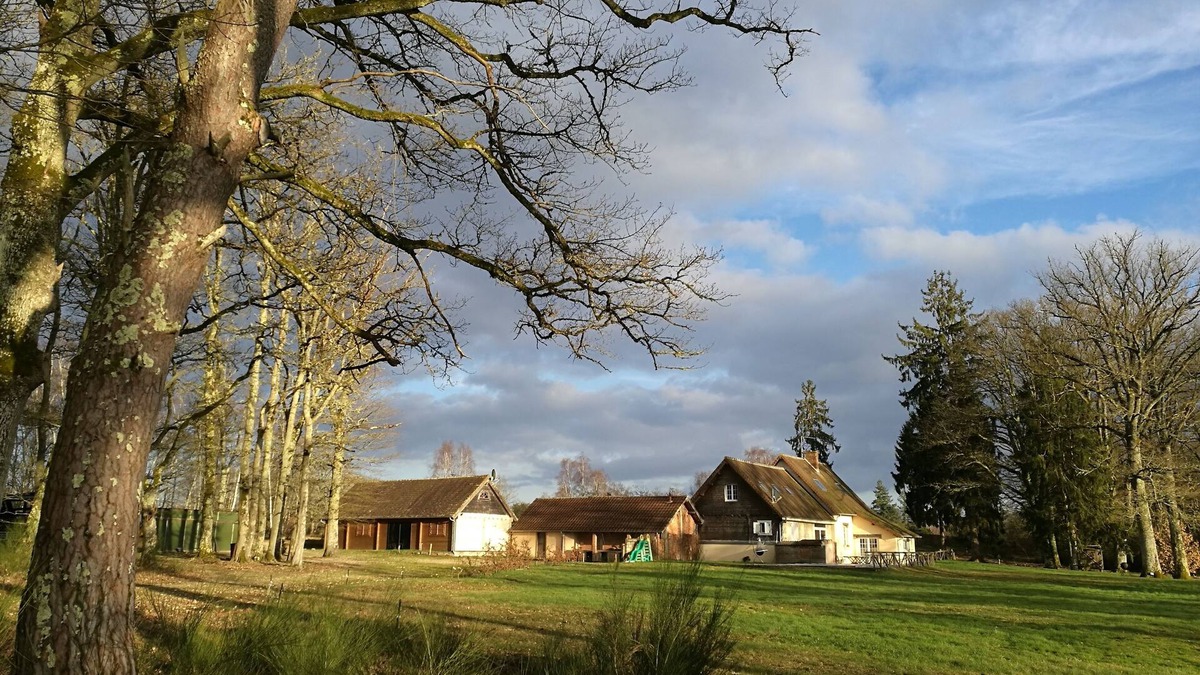 Souesmes House | CANADA 2 HOURS FROM PARIS WITH POOL