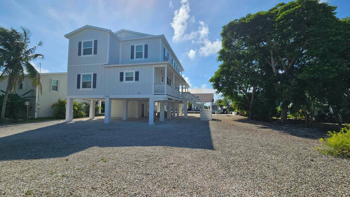 Sugarloaf Shores House | Canal Front 3-bedroom house in Sugarloaf Key