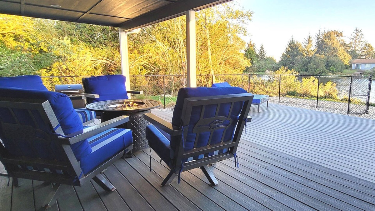 Ocean Shores House | Canal Front, Private Dock, Fully Fenced, Spacious!