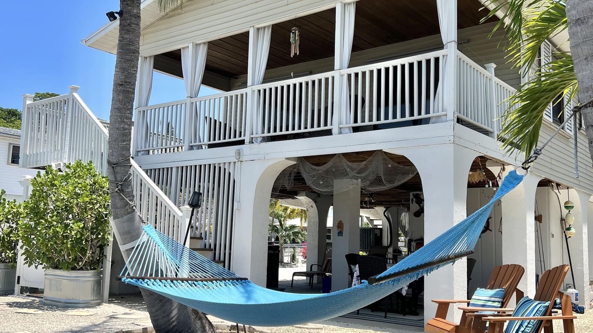Marathon House | Canal Home with Direct Ocean Access, 75' dock, Hammock, Coconut Trees & More🌴