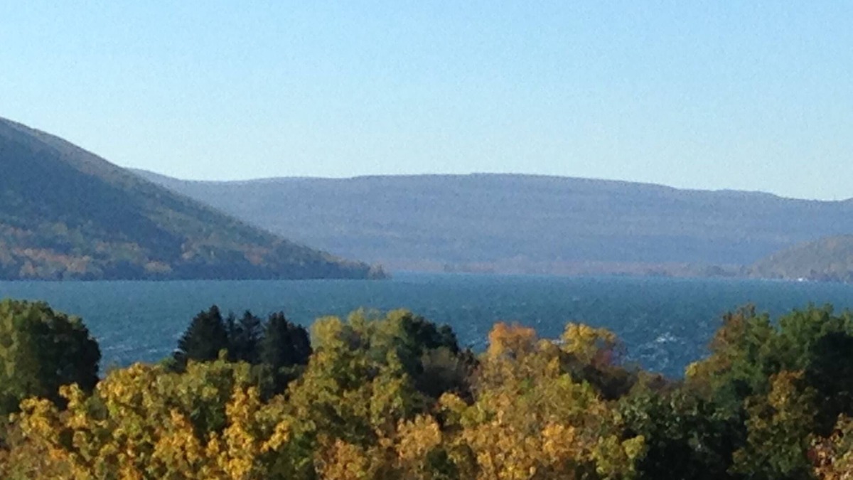 Canandaigua Condo | Canandaigua Lake Front Cliffside Condo: Bristol Harbour, Beach & Skiing!