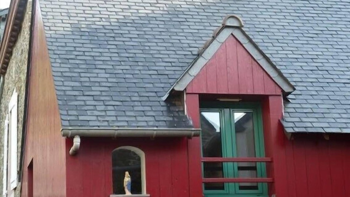 Cancale Cottage | Cancale: fisherman's house on the port of Houle in Cancale
