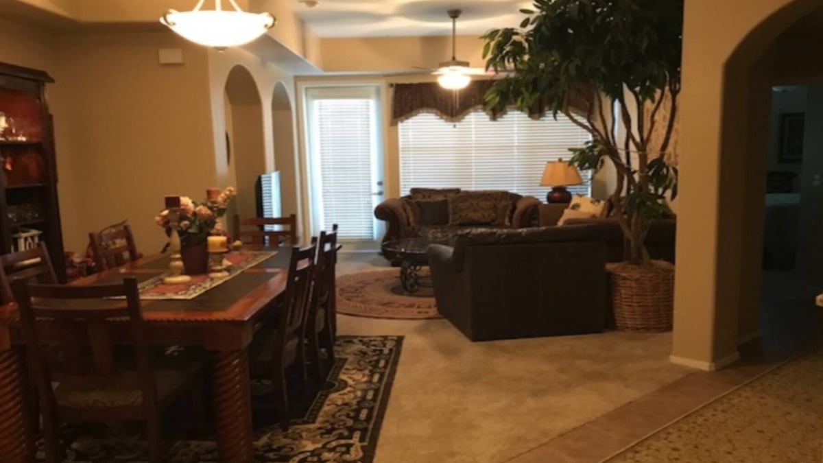 Surprise Condo | CANCELLATION: AVAIL 12-28 to Jan. 30! ENJOY A WARM WELCOME TO THE NEW YEAR!