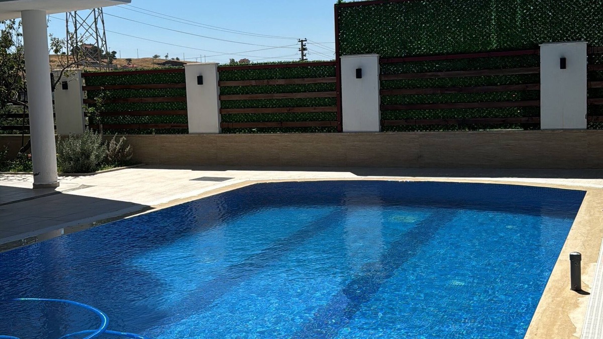 Candarli Villa | candarli white house