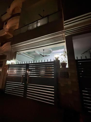 Jhusi House | Candelit jhunsi