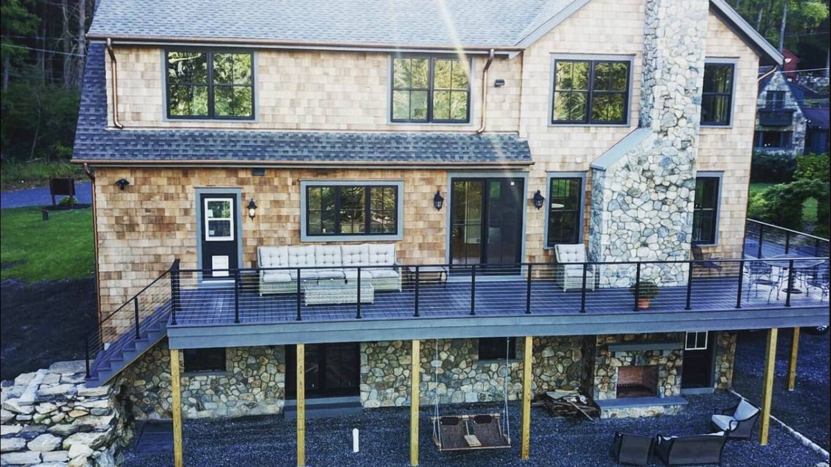 New Milford House | Candlewood Lake Front with Dock,Chef's Kitchen. Sleeps 12n