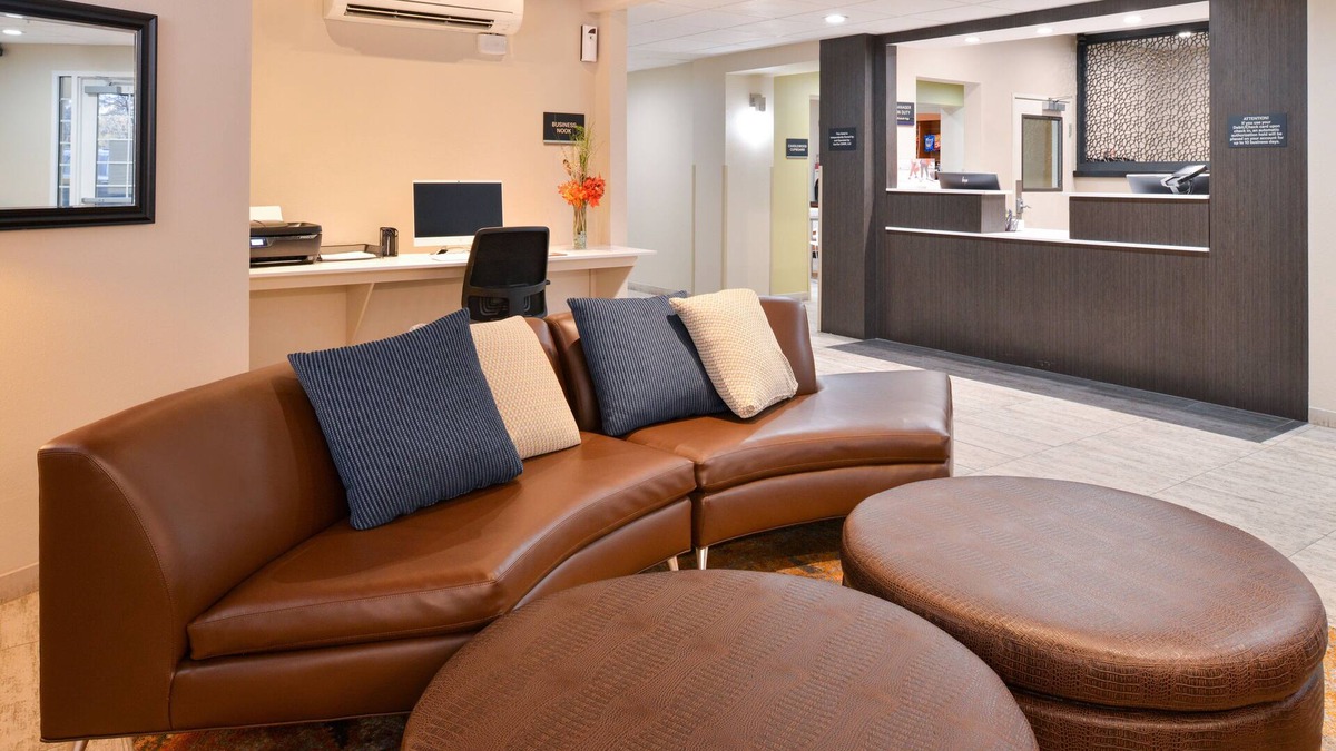 Round Rock Hotel | Candlewood Suites Austin-Round Rock by IHG