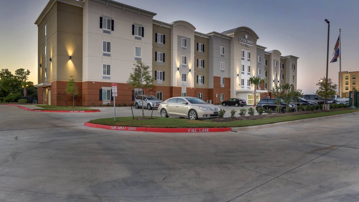 College Station Hotel | Candlewood Suites College Station At University by IHG