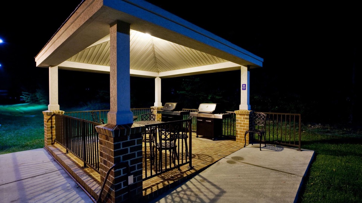 Glen Allen Hotel | Candlewood Suites Glen Allen-Short Pump by IHG