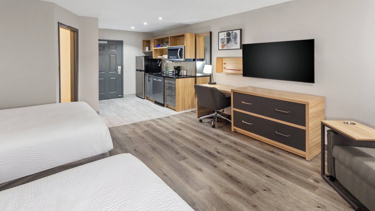 Harrisonburg Hotel | Candlewood Suites Harrisonburg by IHG