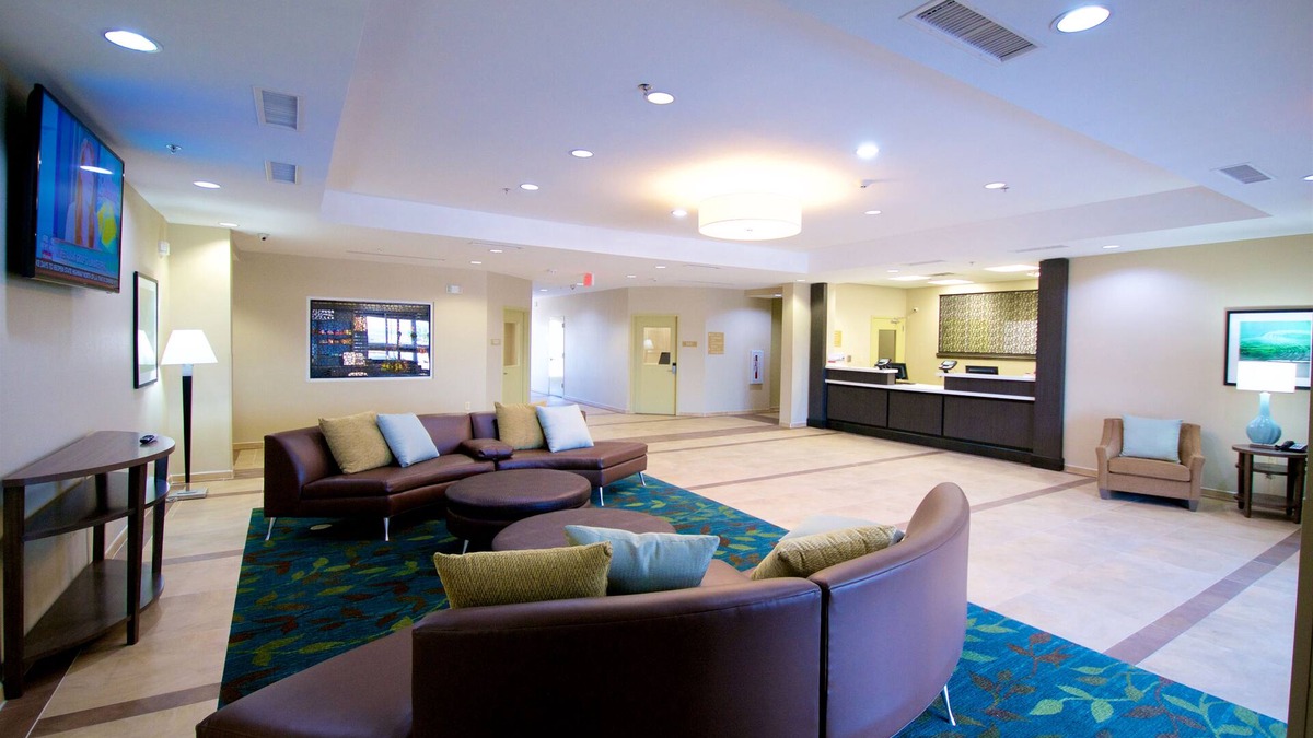 Kenedy Hotel | Candlewood Suites Kenedy by IHG