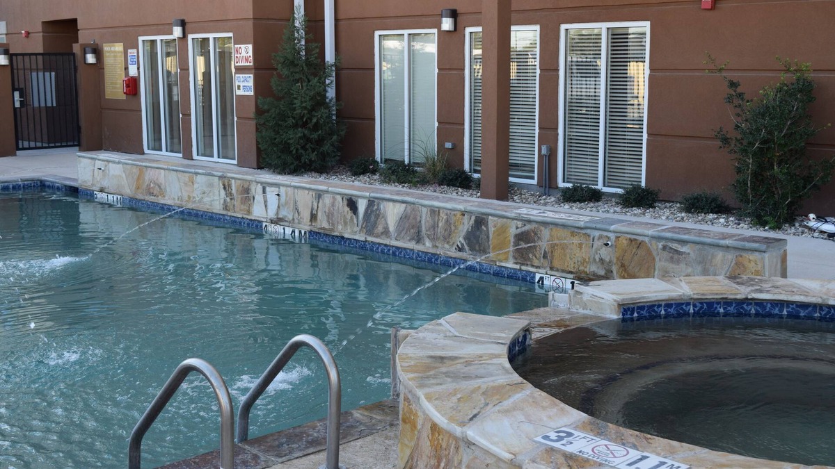 Monahans Hotel | Candlewood Suites Monahans by IHG