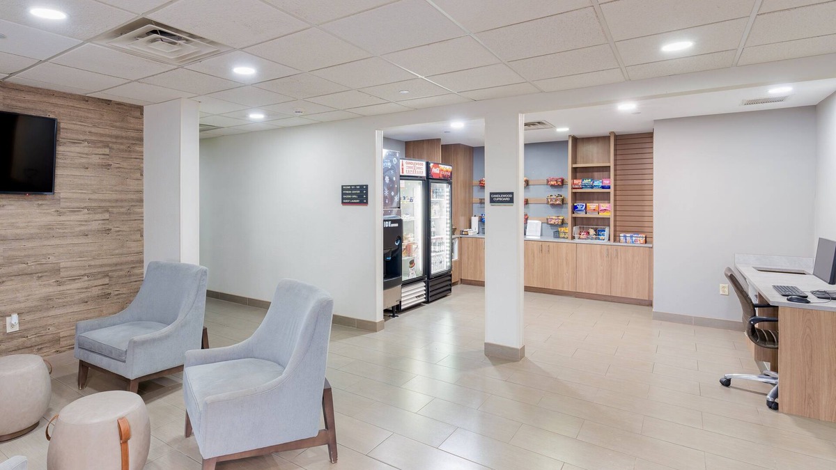 Moore Hotel | Candlewood Suites Oklahoma City-Moore by IHG