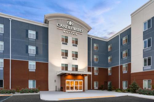 Parkrose Hotel | Candlewood Suites Portland Airport by IHG