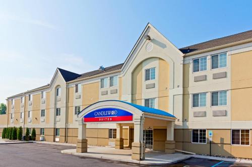 Secaucus Hotel | Candlewood Suites Secaucus by IHG