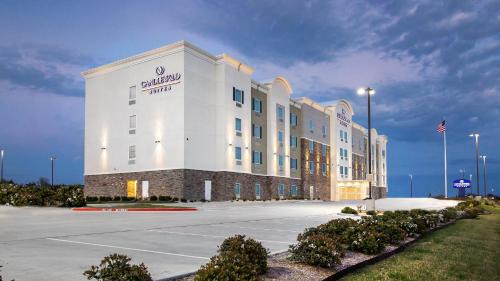 Waco Hotel | Candlewood Suites Waco by IHG