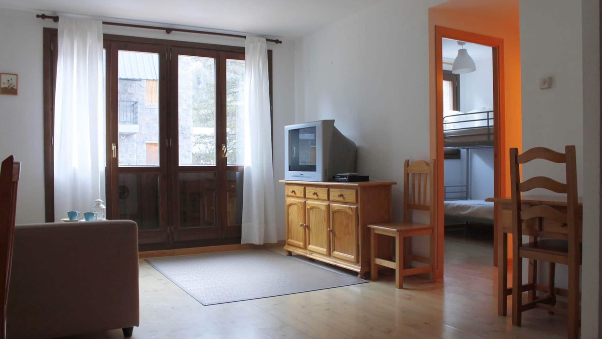 Canfranc-Estacion Apartment | Canfranc Estación Apartment in the Aragonese Pyrenees
