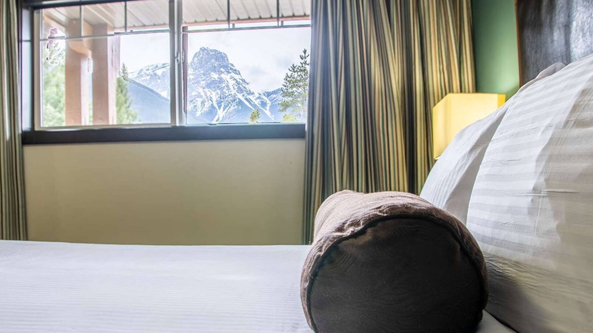 Copperstone Resort Condo | Canmore - Copperstone #3203 - 2 Bedroom + Den