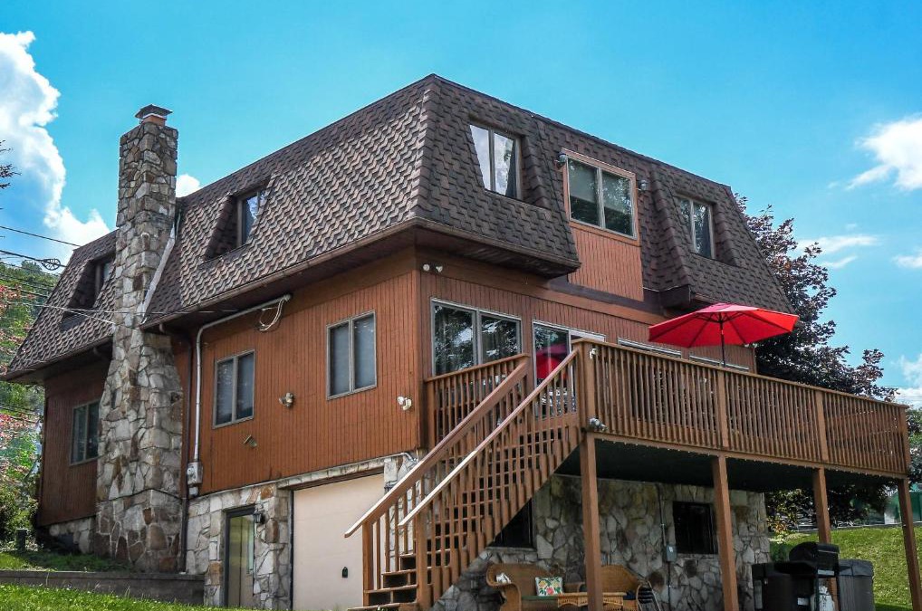 Thayerville House | Canoe Cottage