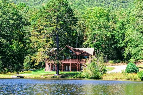 Maggie Valley House | Canoe Landing