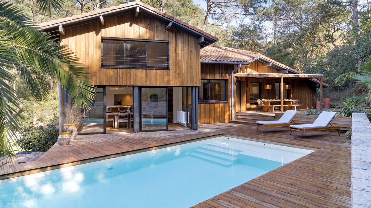 Soorts-Hossegor Ski Chalet | CANOPÉE - Stunning wooden house between Ocean & Lake with pool in Hossegor - BARNES
