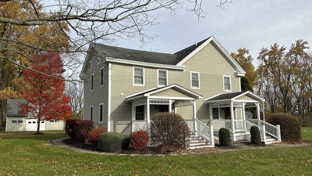Tyrone House | Canopy Lane Guest House