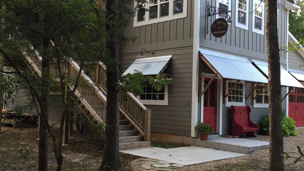 Elmo Apartment | Canton Luxury guesthouse in the Woods